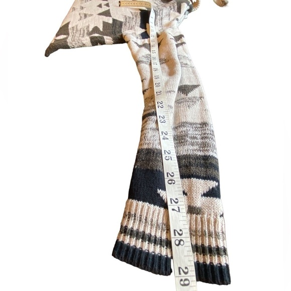 American Eagle Outfitters Aztec Print Hooded Pullover Sweater Size Small - Picture 6 of 9